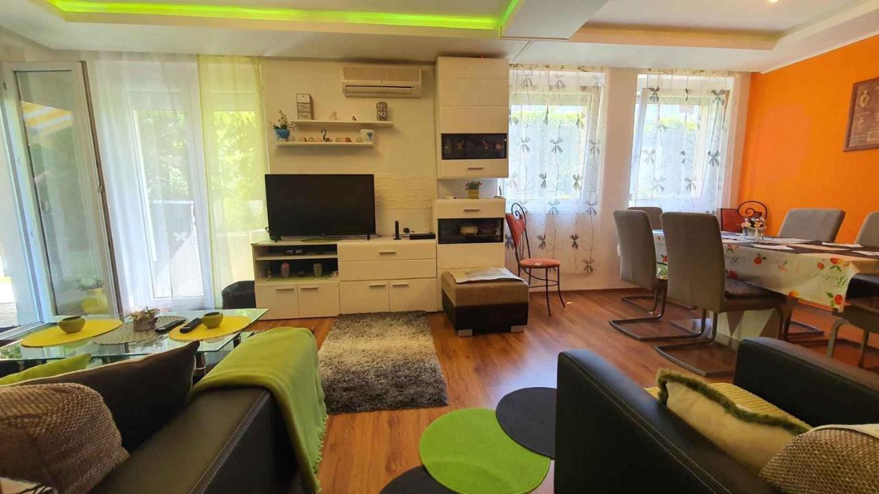 Zoeldlomb Apartman 希欧福克 外观 照片